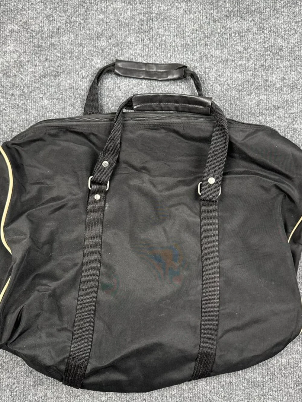 Vincelli Unisex Black Travel Duffel Weekender Bag - Damaged